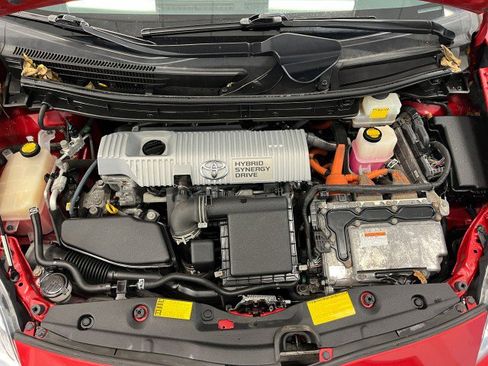 Used 2011 Toyota Prius Five image 40
