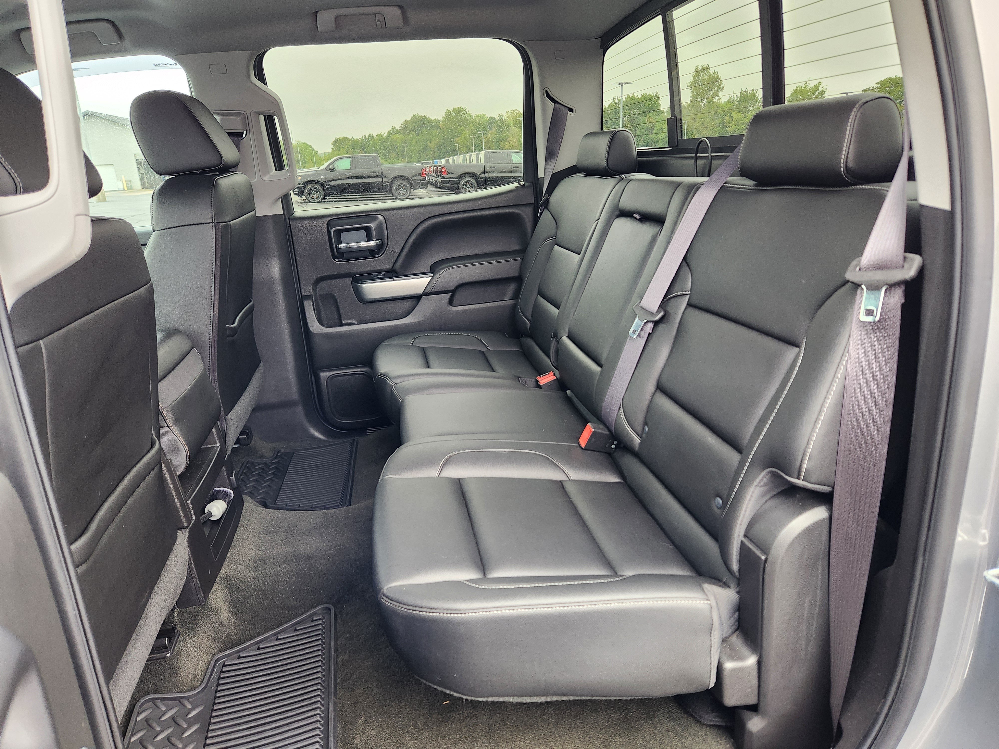 Used 2017 Chevrolet Silverado 1500 LT w/ All Star Edition AWD/4WD image 11