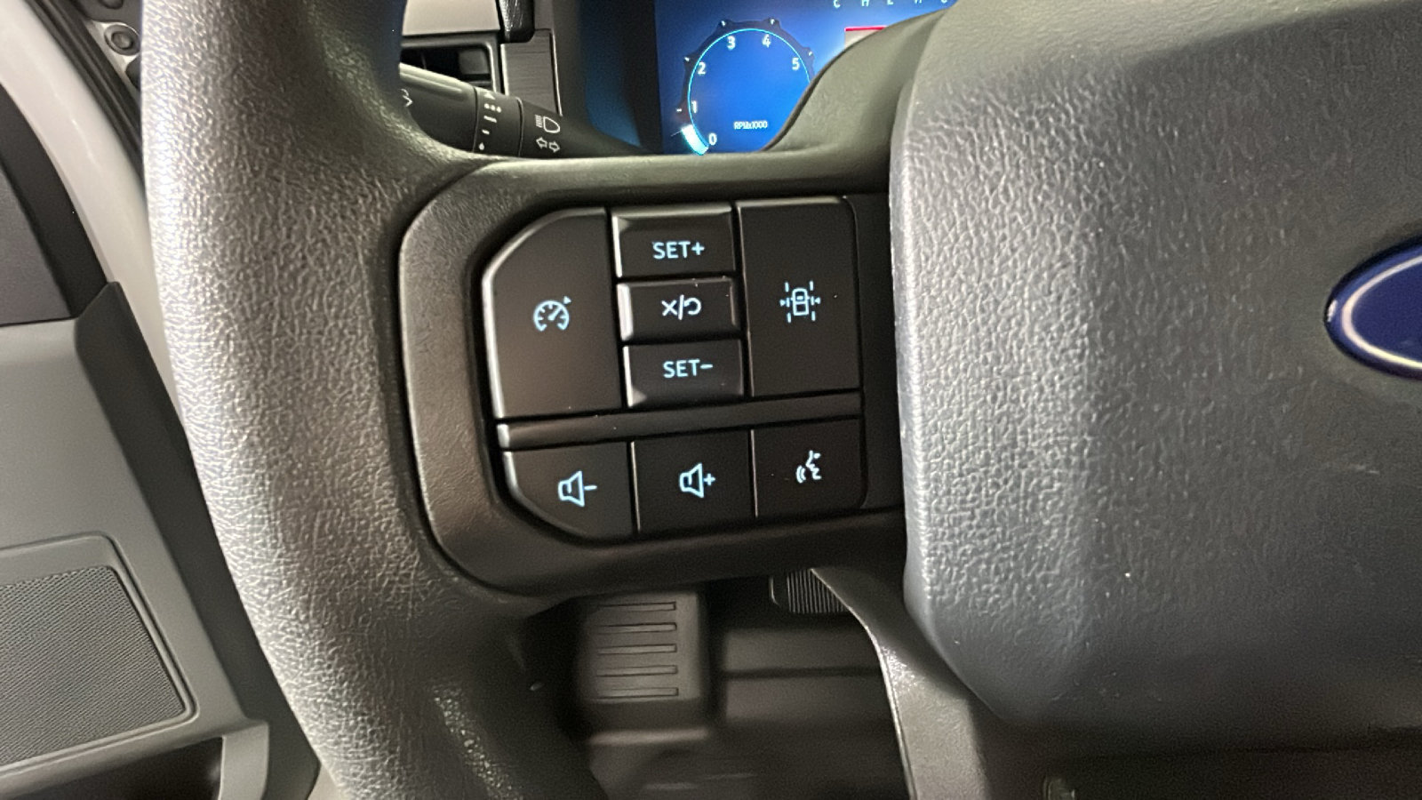 Used 2024 Ford F150 XL w/ Equipment Group 103A High AWD/4WD image 18