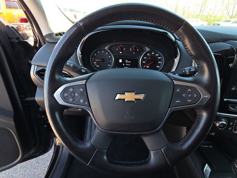 Used 2021 Chevrolet Traverse Premier w/ Redline Edition image 17