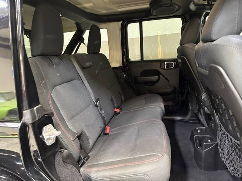 Used 2019 Jeep Wrangler Unlimited Rubicon image 53