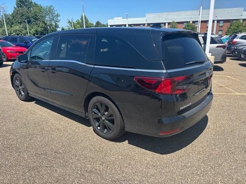 Certified 2024 Honda Odyssey Sport image 4