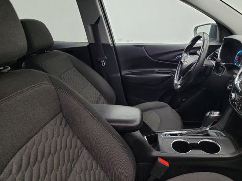 Used 2018 Chevrolet Equinox LT w/ Redline Edition image 21