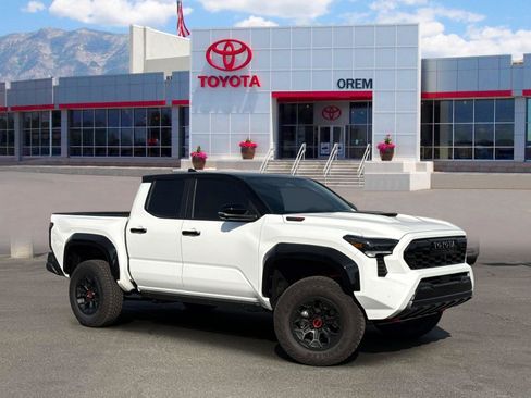 Used 2026 Toyota Tacoma TRD Pro AWD/4WD image 1