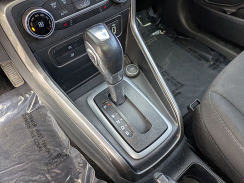 Certified 2021 Ford EcoSport SE image 24