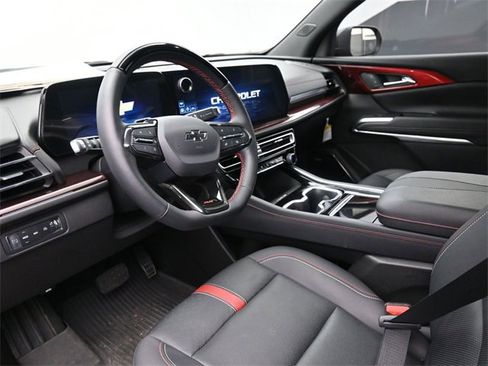 Used 2024 Chevrolet Traverse RS w/ LPO, Floor Liner Package image 18