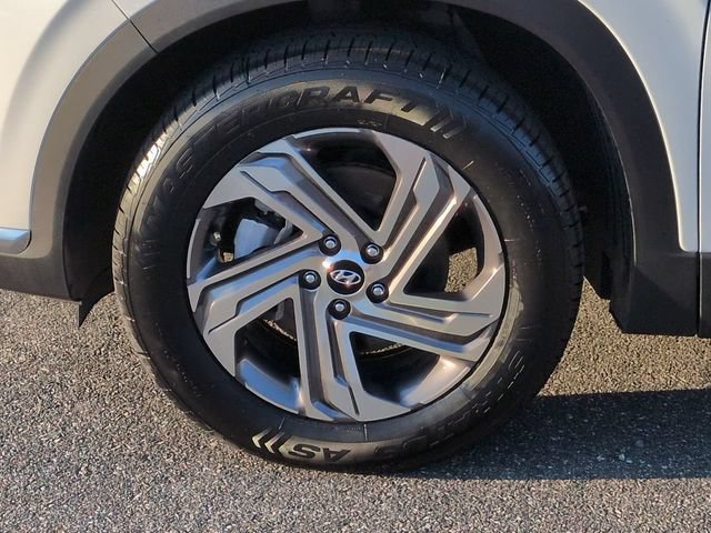 Used 2023 Hyundai Santa Fe SEL w/ Premium Package FWD image 10
