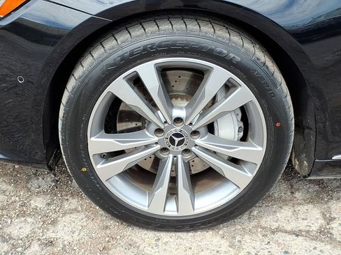 Used 2019 Mercedes-Benz S 560 4MATIC Sedan image 9
