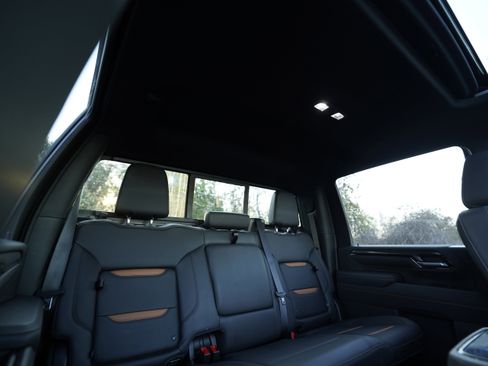 Used 2026 GMC Sierra 2500 AT4 w/ AT4 Premium Plus Package image 14