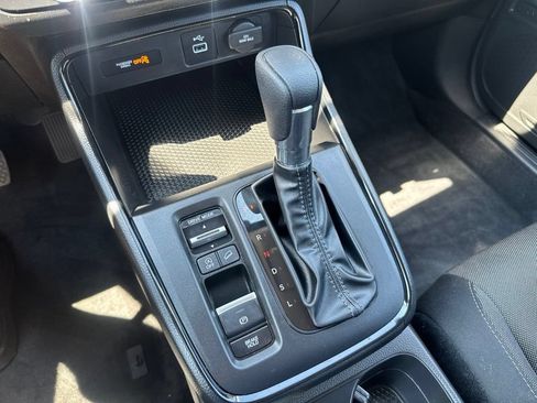 Used 2024 Honda CR-V LX image 29