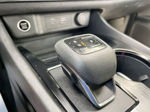 Used 2023 Nissan Rogue SV w/ SV Premium Package image 31