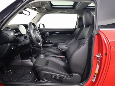 Used 2024 MINI Cooper S FWD image 10