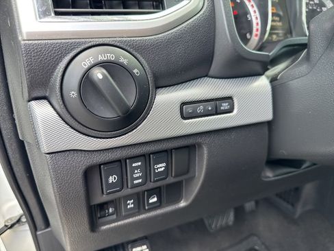 Used 2018 Nissan Titan PRO-4X w/ Pro-4x Convenience Package AWD/4WD image 56