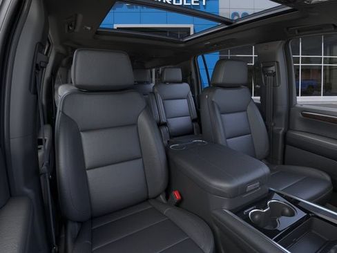 New 2026 Chevrolet Suburban LT w/ Comfort Package RWD image 16