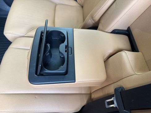 Used 2018 Volvo XC90 T6 Momentum w/ Convenience Package image 35