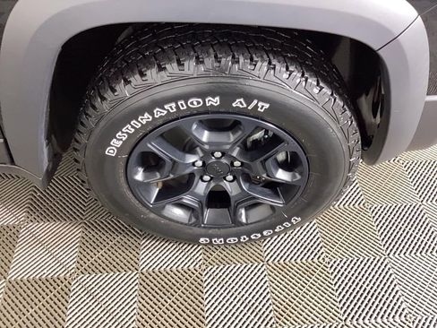 Used 2022 Jeep Cherokee Trailhawk w/ Trailer Tow Group image 7