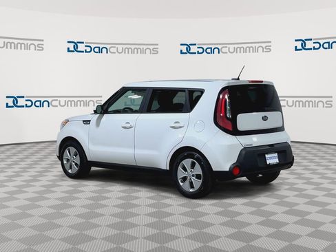 Used 2016 Kia Soul FWD image 7