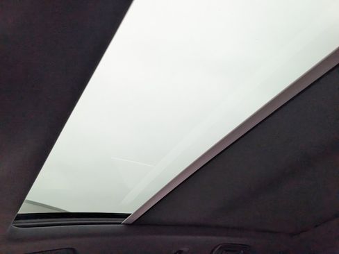 Certified 2024 Porsche Cayenne image 21