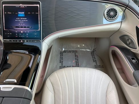 Certified 2022 Mercedes-Benz EQS 450+ Sedan image 31