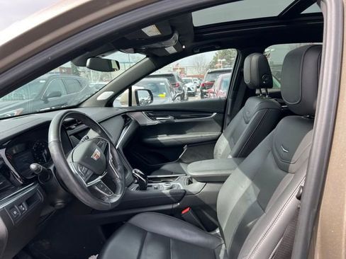 Used 2023 Cadillac XT5 Premium Luxury AWD/4WD image 12