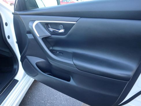 Used 2017 Nissan Altima 2.5 S w/ Power Driver Seat Package FWD image 39