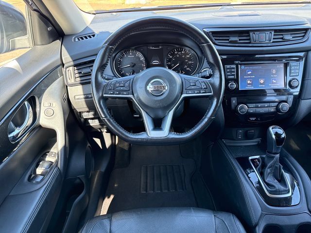 Used 2017 Nissan Rogue SL w/ SL Premium Package AWD/4WD image 18