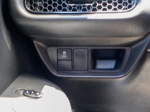 Used 2023 Honda HR-V EX-L image 18