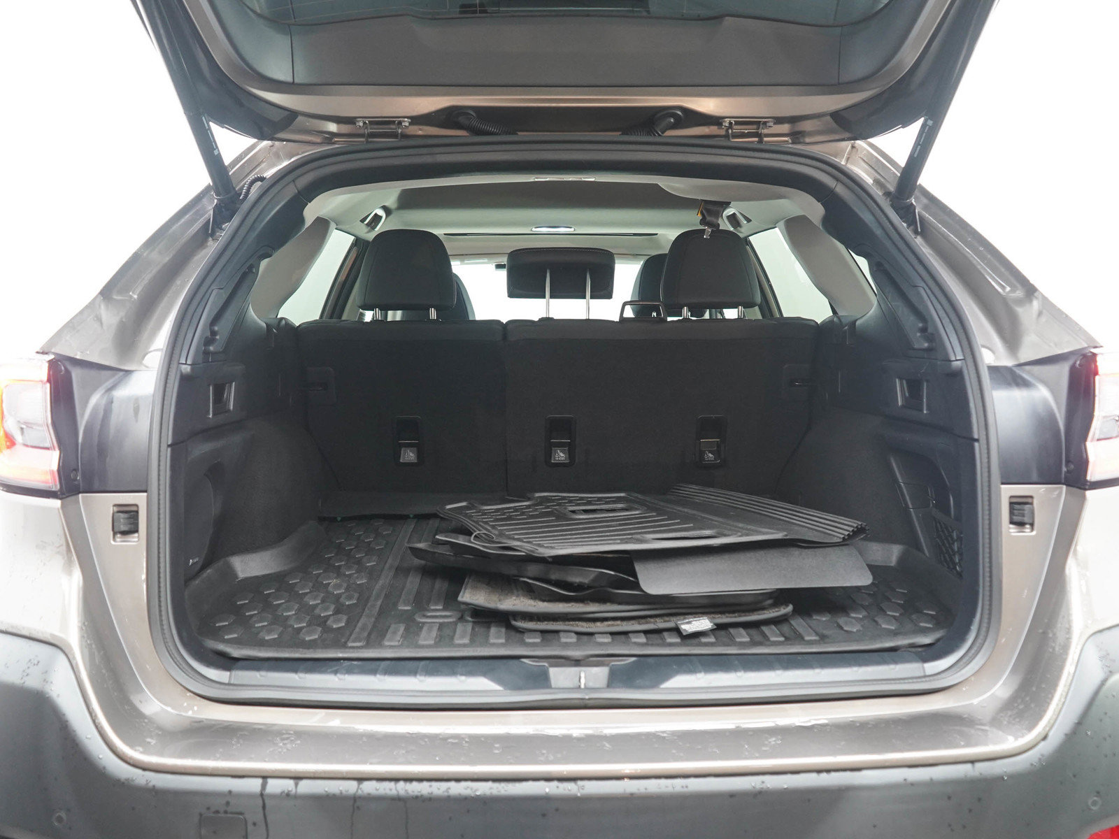 Used 2024 Subaru Outback Limited AWD/4WD image 17