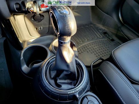 Used 2017 MINI Cooper S image 24
