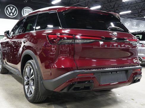 Used 2023 INFINITI QX60 Luxe w/ Cargo Package FWD image 3