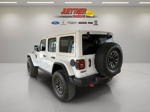Used 2025 Jeep Wrangler Unlimited Rubicon AWD/4WD image 6
