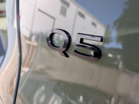 New 2025 Audi Q5 Prestige image 38