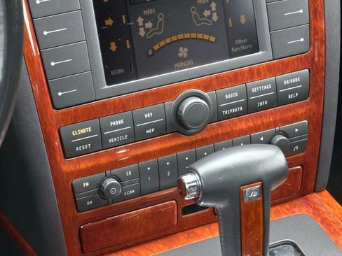 Used 2005 Volkswagen Phaeton V8 image 19