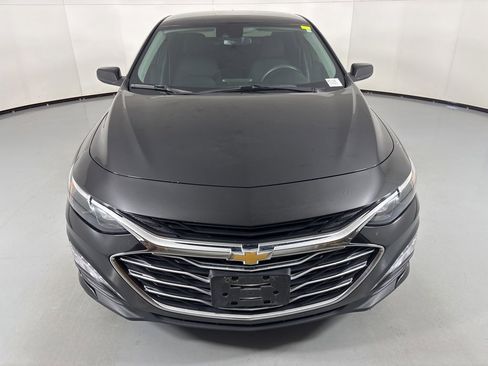 Used 2023 Chevrolet Malibu LT image 3