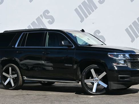 Used 2016 Chevrolet Tahoe LT image 3