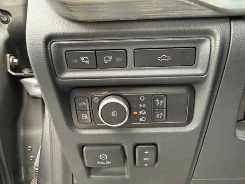Used 2021 Ford F150 Lariat w/ Equipment Group 502A High AWD/4WD image 19