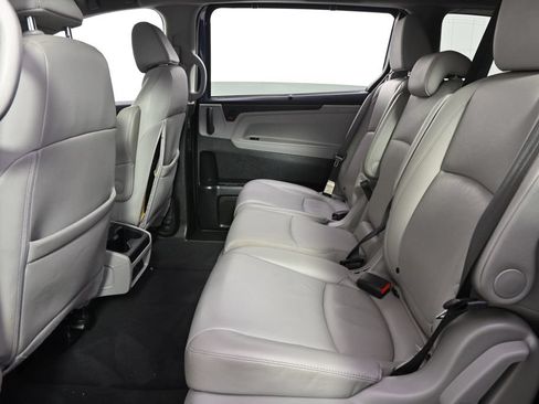 Used 2019 Honda Odyssey EX-L image 21