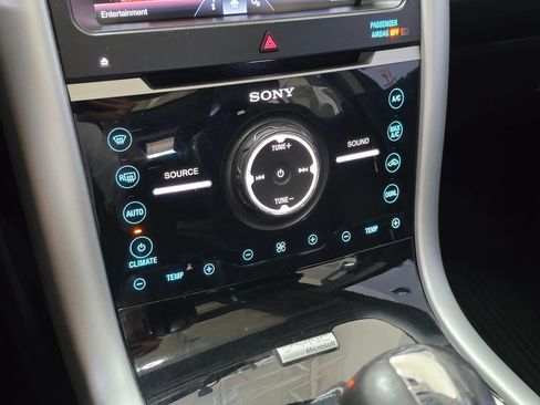 Used 2013 Ford Edge Limited AWD/4WD image 12