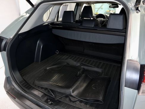 Used 2022 Toyota RAV4 XLE Premium AWD/4WD image 14