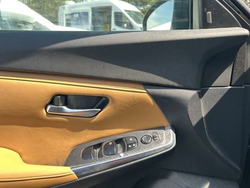 Used 2020 Nissan Sentra SV w/ SV Premium Package image 23