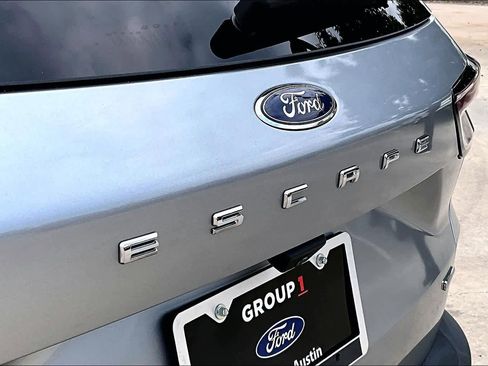 Certified 2022 Ford Escape SEL image 30