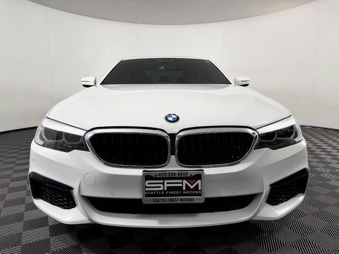 Used 2019 BMW 540i w/ M Sport Package RWD image 4