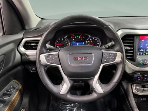 Used 2021 GMC Acadia SLE w/ Driver Convenience Package image 15