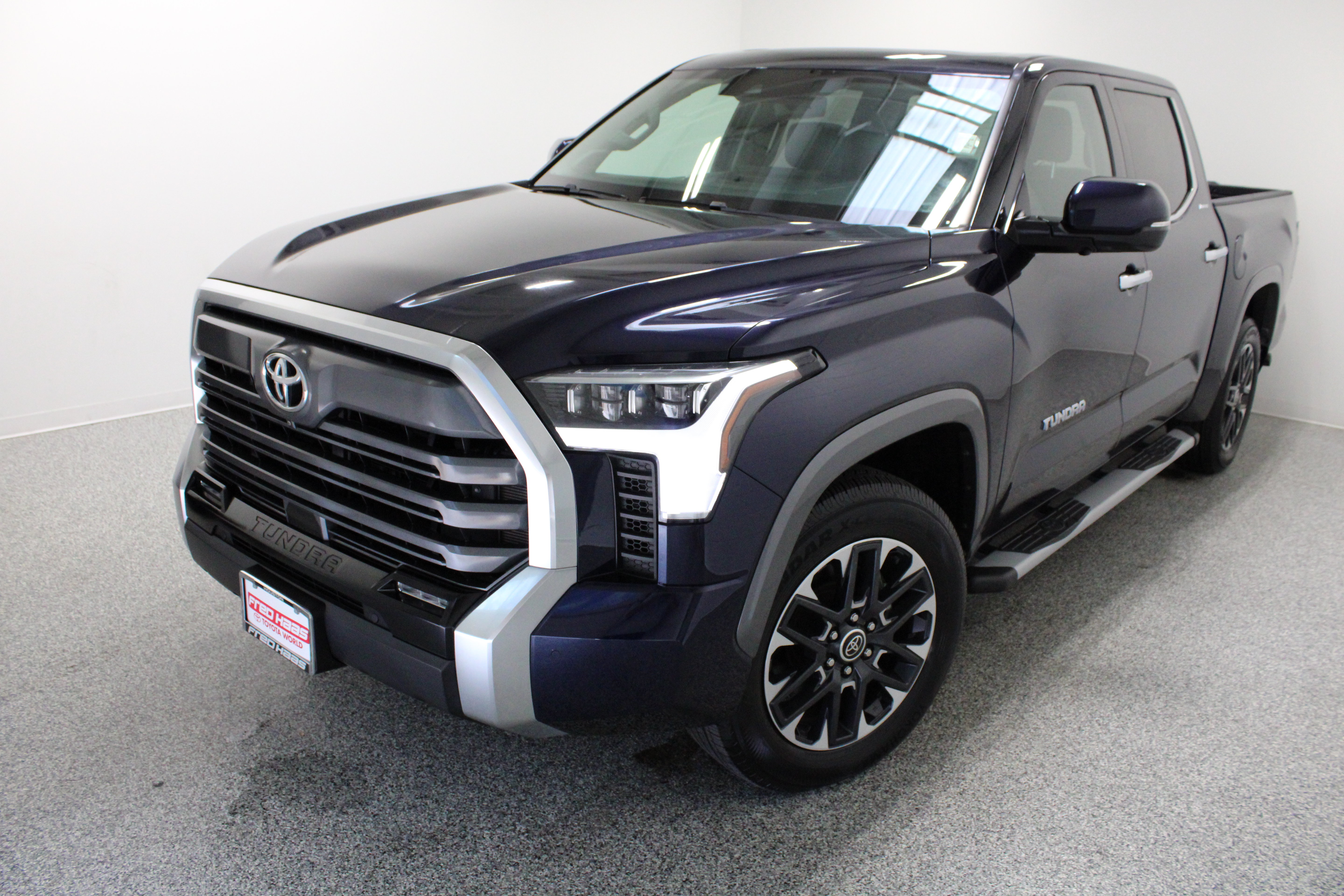 Used 2023 Toyota Tundra Limited RWD image 2