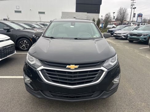 Used 2020 Chevrolet Equinox LS w/ LS Convenience Package image 3