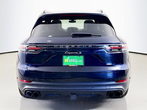 Used 2021 Porsche Cayenne S image 8