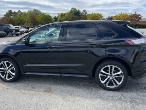 Used 2018 Ford Edge Sport w/ Technology Package image 37
