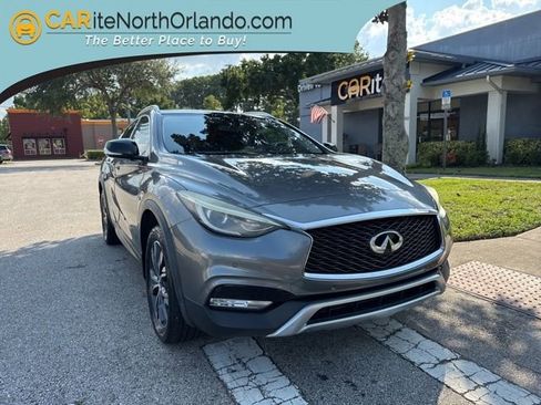 Used 2018 INFINITI QX30 Premium w/ Navigation Package image 1