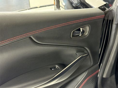 Used 2021 Aston Martin DBX image 24