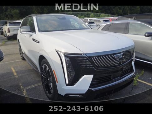 Used 2026 Cadillac Escalade IQ Sport 2 AWD/4WD image 1